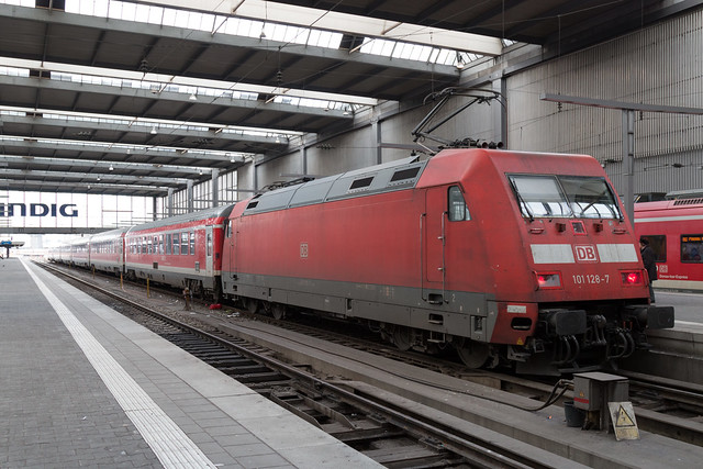 DB 101 128-7 - Munich Hbf