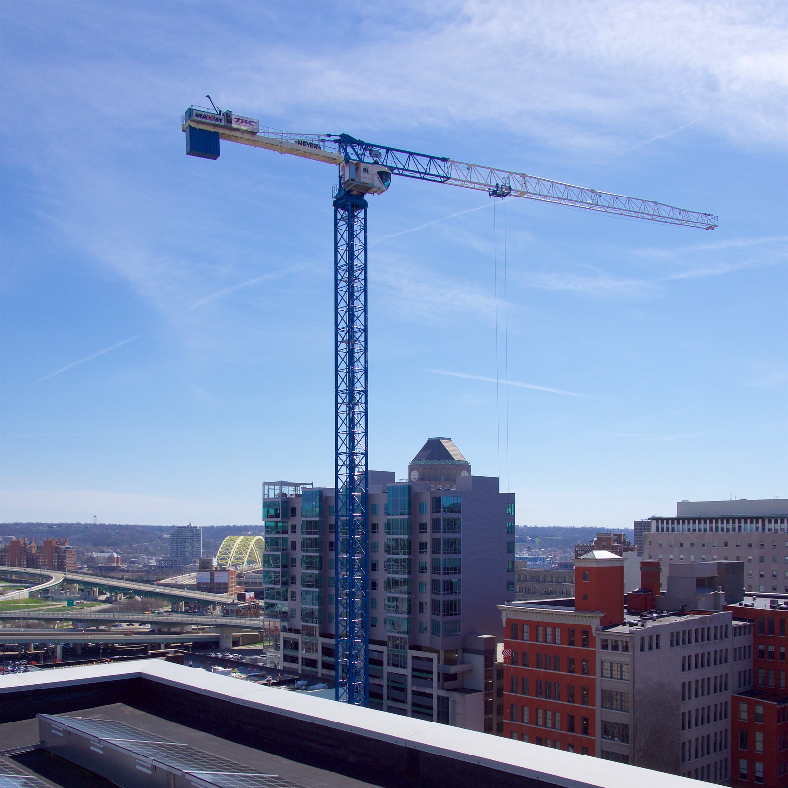 Eighth and Sycamore Crane