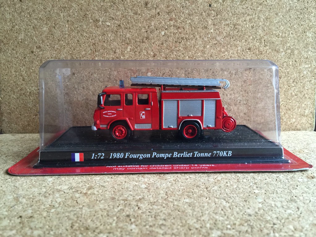 Free UK postage Del Prado Fire Engines of The World Various designs & scales 