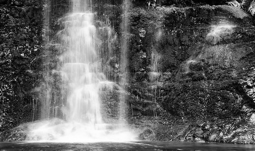 cliff water waterfall falls tasmania russellfalls