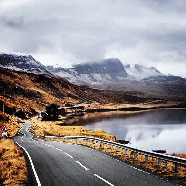 The long and winding road. #scotland #scottishhighlands #roadtrips #uk #studentlife