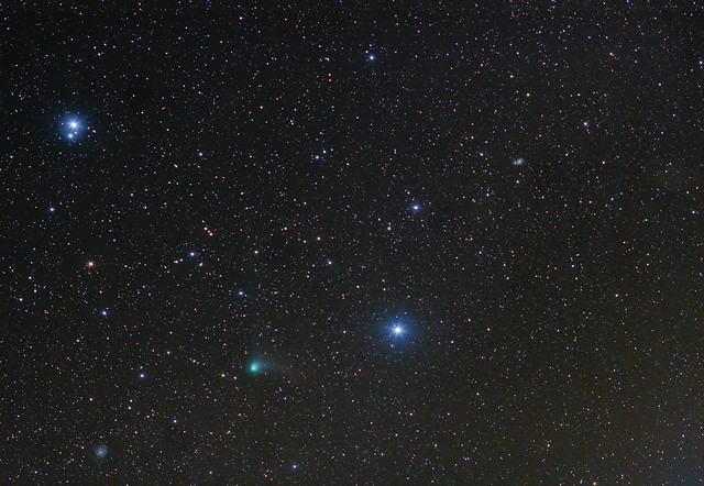 Mizar, Alkaid and Comet Catalina (C/2013 US10) between M51 and M101 in Ursa Major