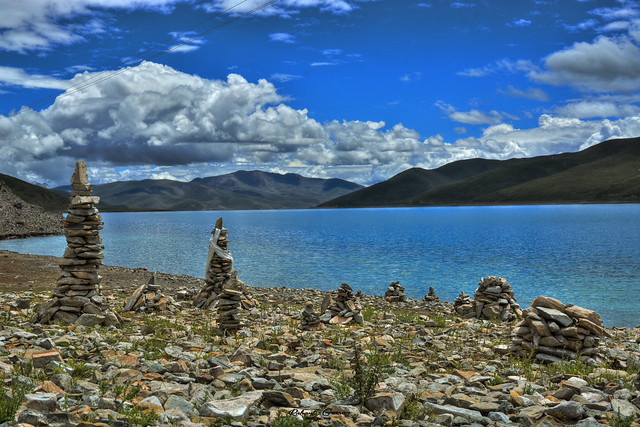 Yamdrok See Tibet HDR/tonemapped