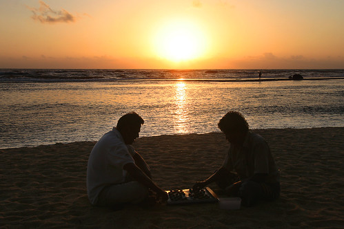 ocean sunset sun game men set indian board scenic sri lanka checkers gregory setting kev draughts lanken