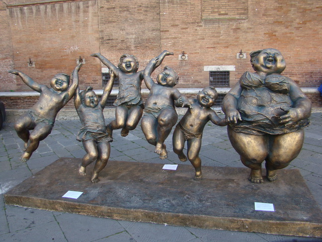 Estatua davant la Catedral Siena