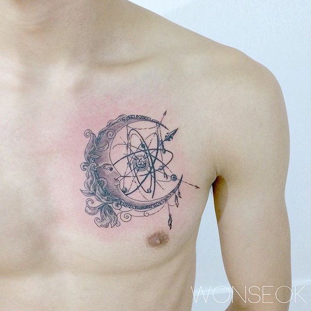 ∥ Moon+Gyroscope∥ 가슴타투 , 달+자이로스코프 ∥ #illust #tattoo #desig… | Flickr