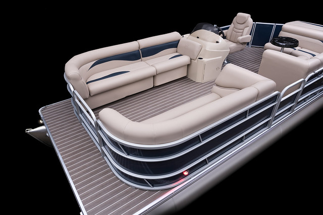 2016 Sweetwater Pontoon Boats by Godfrey
