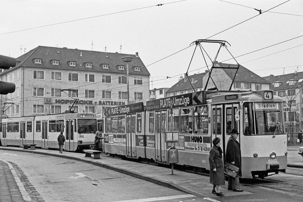 Braunschweig 6952 line 4 & 8163 line 3 Bohlweg, Hagenmarkt