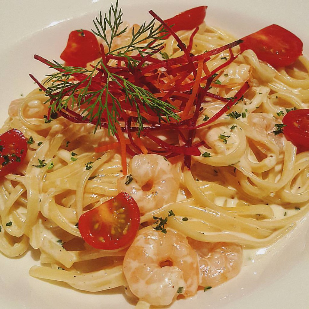•Linguine with shrimps• ⭐⭐ for this dish. Very bland and o… | Flickr