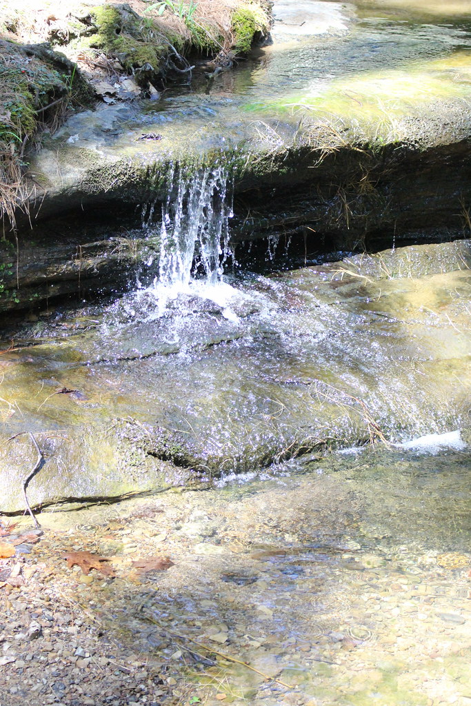 Small Waterfall | Conkle's Hollow Rim Trail - Hocking Hills … | Flickr