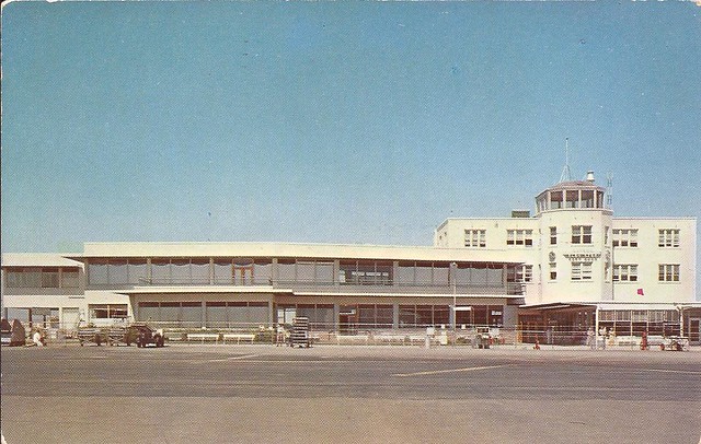 Denver Stapleton Airport (DEN) postcard - circa early 1950's