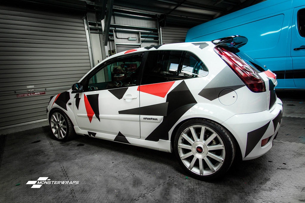 Ford Fiesta ST Custom camo wrap