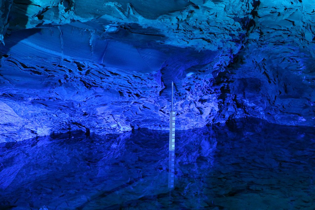 World of Lights - Barbarossa Cave