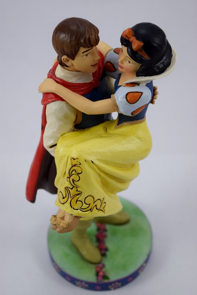 Disney Traditions Jim Shore Ornament Snow White Wedding Dance Figurine Figure 