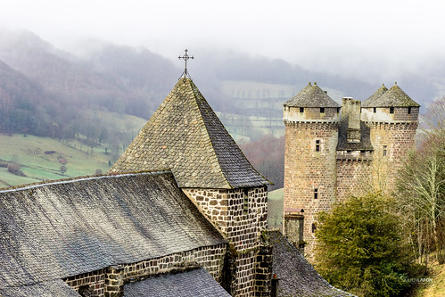 france castle church fog town valley fr auvergne fortresses donjon greencountry anjony tournemire