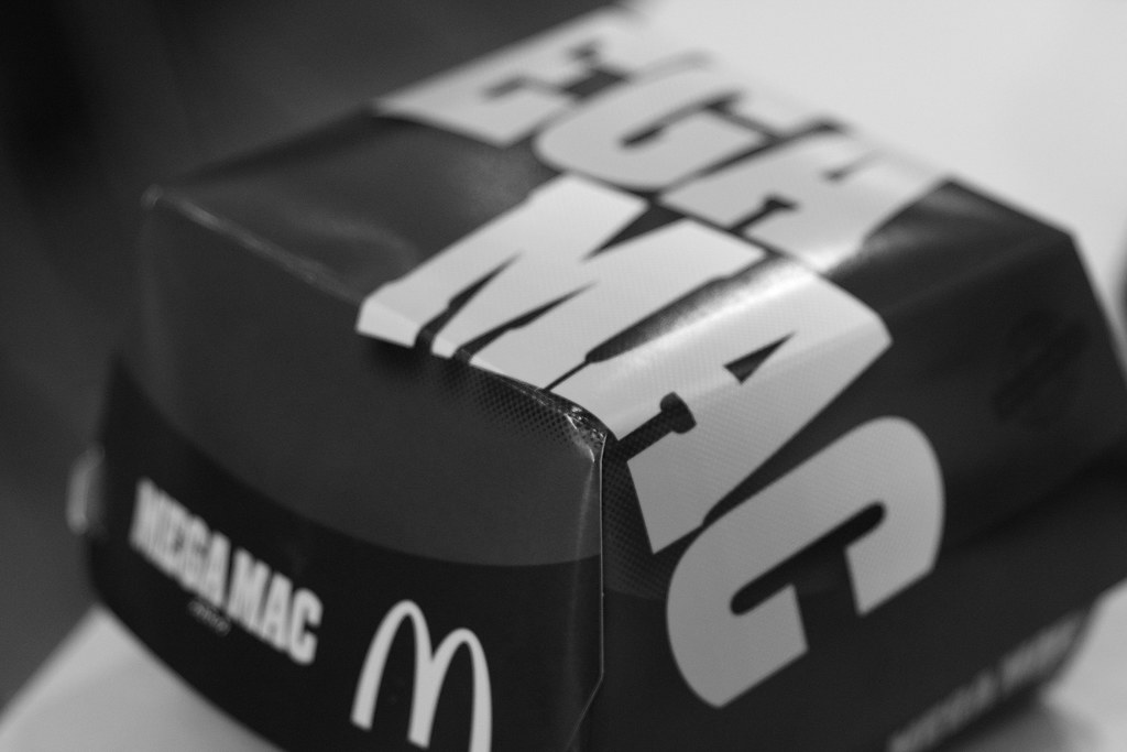 MEGA MAC