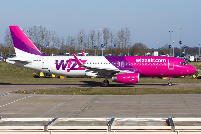 HA-LWV  Wizz Air Airbus A320-232