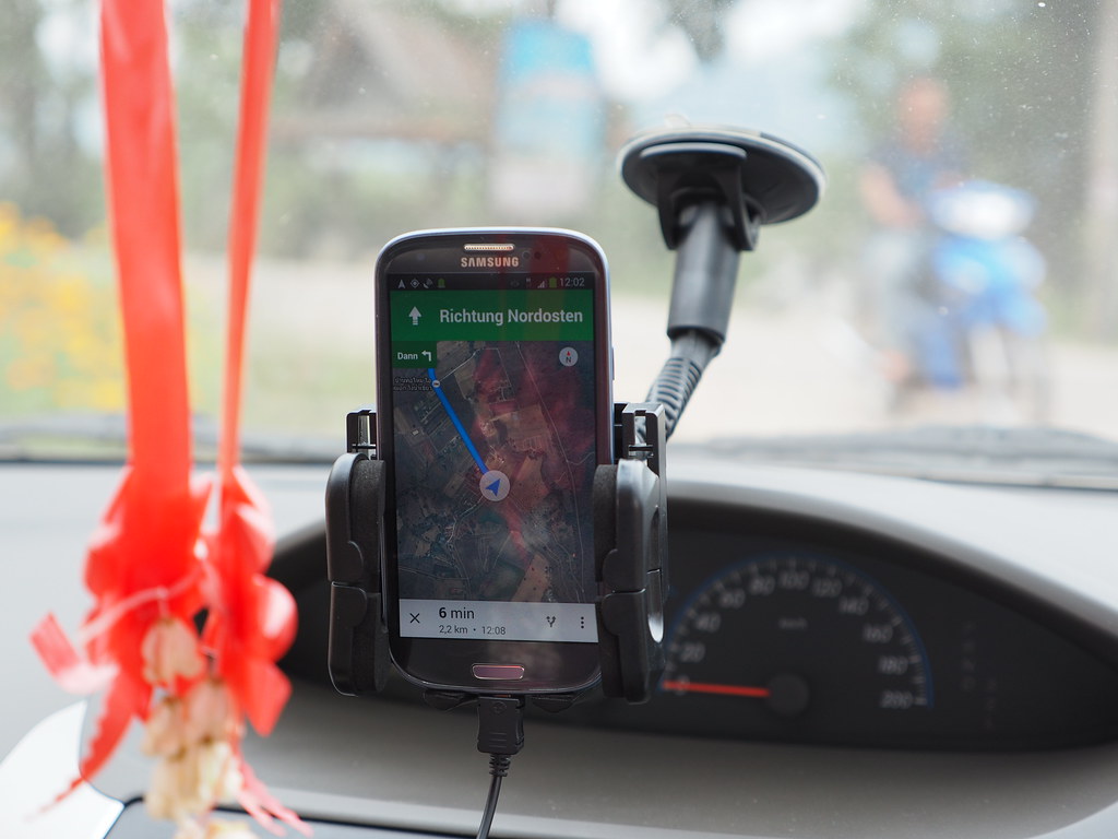 Mobile Phone Car Mount - GPS Navigation - Handy Kfz-Halter…