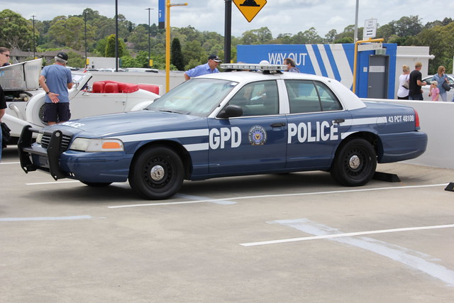 Ford Crown Victoria Police Interceptor - Gotham Police