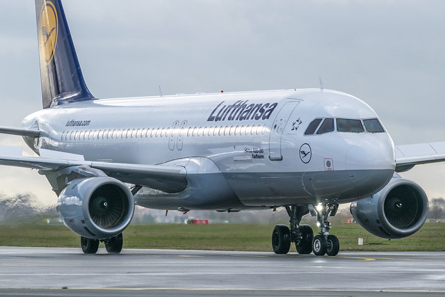 Lufthansa / A320 / D-AIPR / EBBR