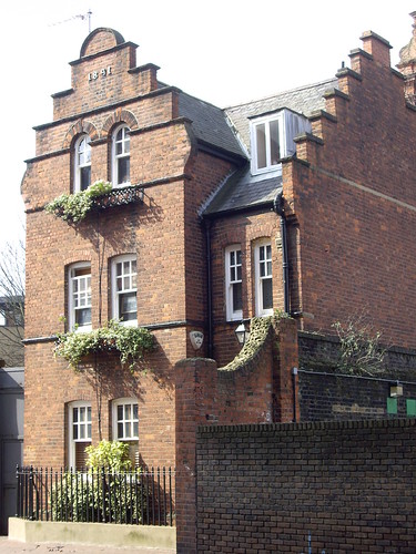 Wapping Hydraulic Power Plant | by A Few Random Pictures