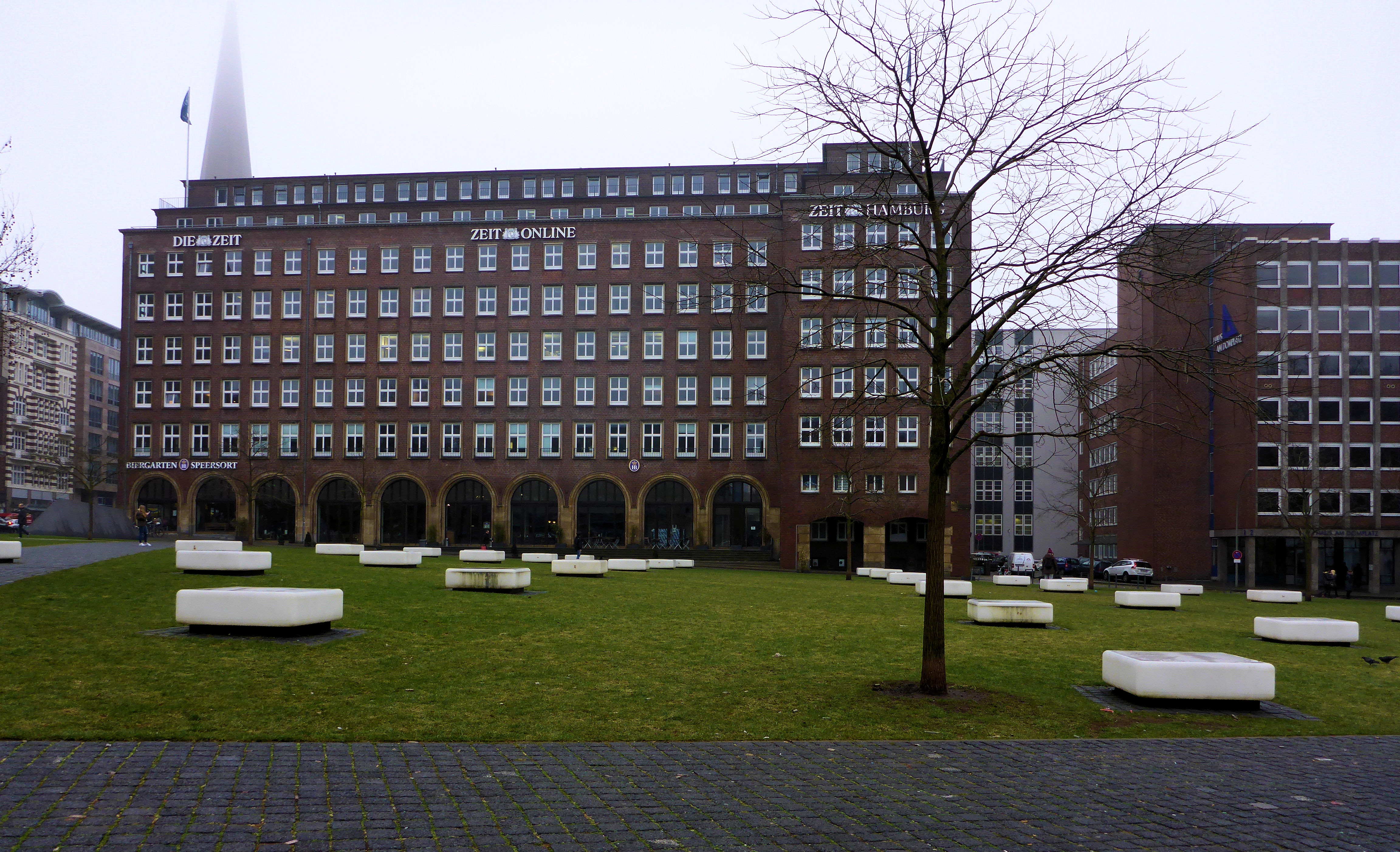 Kontorhausviertel Hamburg: Helmut-Schmidt-Haus | foto wolf