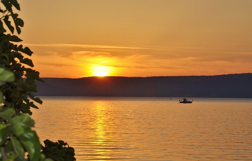 sunset orange sun reflection nature turkey boat nikon canakkale d90 nikkor18200mm stevelamb dardenelles