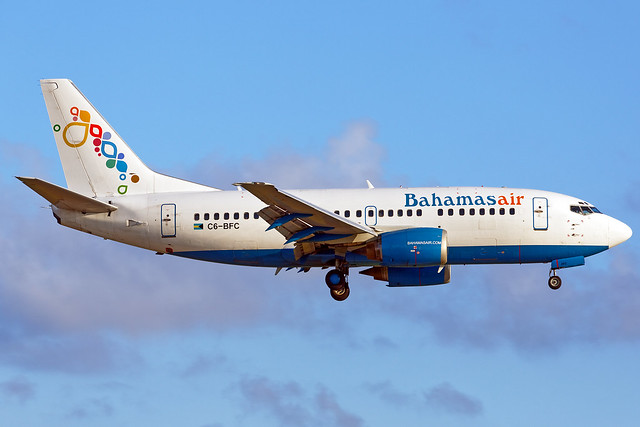 C6-BFC - Boeing 737-505 - Bahamasair - KMIA - Nov 2015