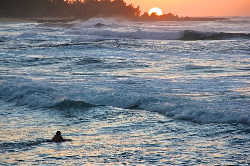 sea sky water canon hawaii us surf waves alone oahu surfer wave surfing waterscape turtlebay wavebreak canoneos60d canonefs18135mm
