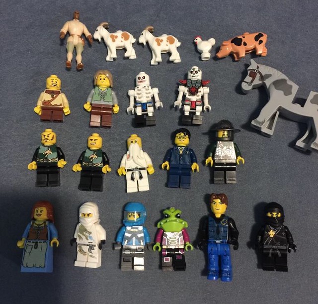 Our 4yo would be very happy to receive these vintage Lego minifigures to add to his collection when he arrives home from school. From my thoughtful little sis in Chicago. #collectibles #tnxsis #tnxauntie