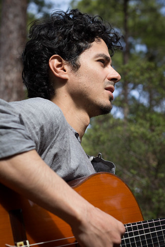 Reynaldo Pulido, Guitarist