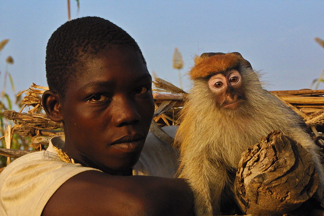 Gurunsi boy w monkey