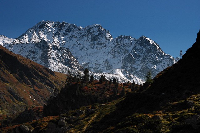 d0405005 | Herbst am Flüelapass. Graubünden, 02.10.2004