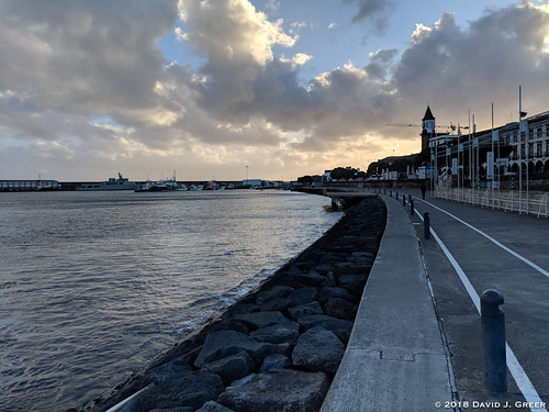 ponta delgada portugal rubicon3 sailtrainexplore adventure travel visit tourism walkway shoreline seashore atlantic ocean dusk sunset clouds bright shadows curve