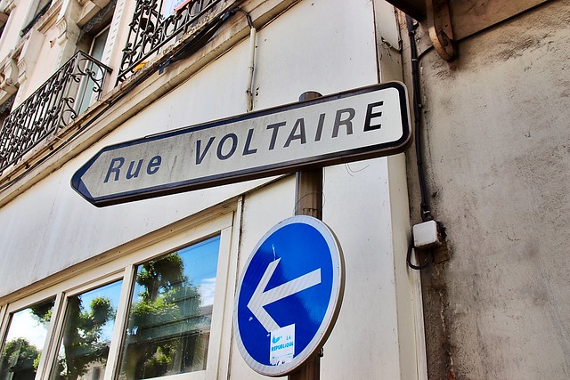 Rue Voltaire (Grenoble, France)