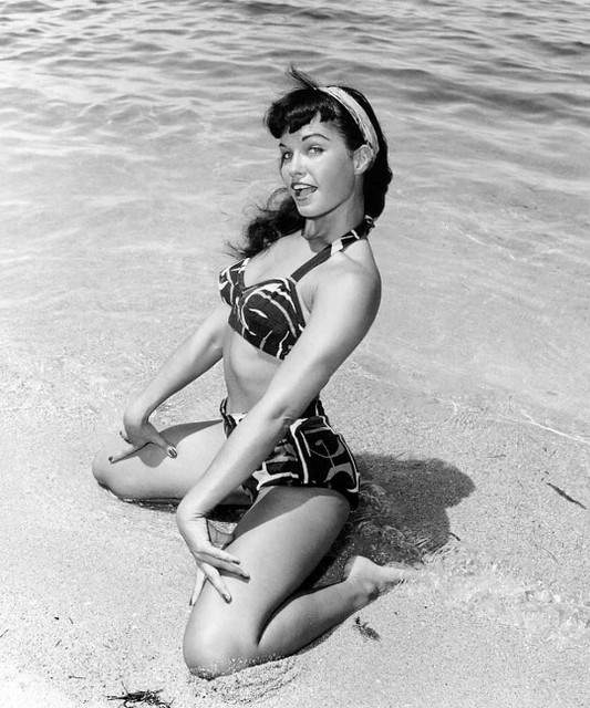 Bettie Page : photo by Bunny Yeager.