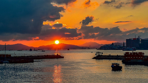 Sunset by kcma17, Victoria Harbor, Hong Kong