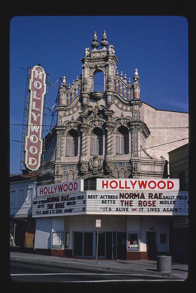 Hollywood Theater, Sandy Boulevard, Portland, Oregon (LOC)