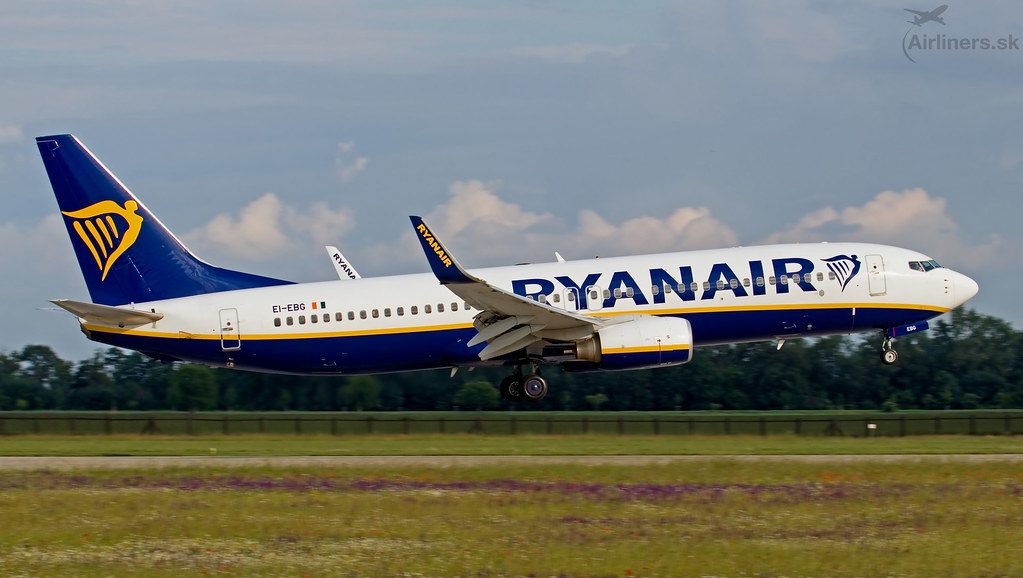 EI-EBG Ryanair Boeing 737-8AS(WL)