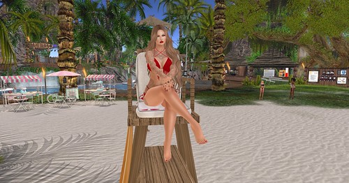 Relaxing @ The Beach | by AraXxia