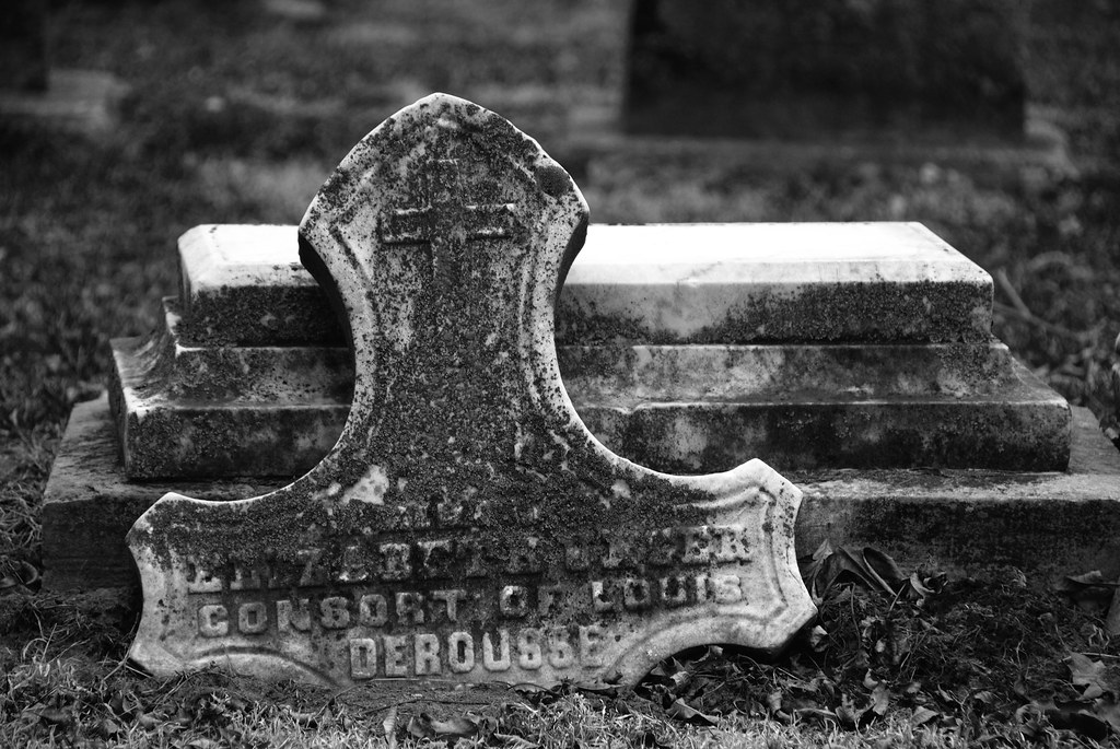 Garrison Hill Cemetery - Ft. Kaskaskia, Illinois by Nikon66