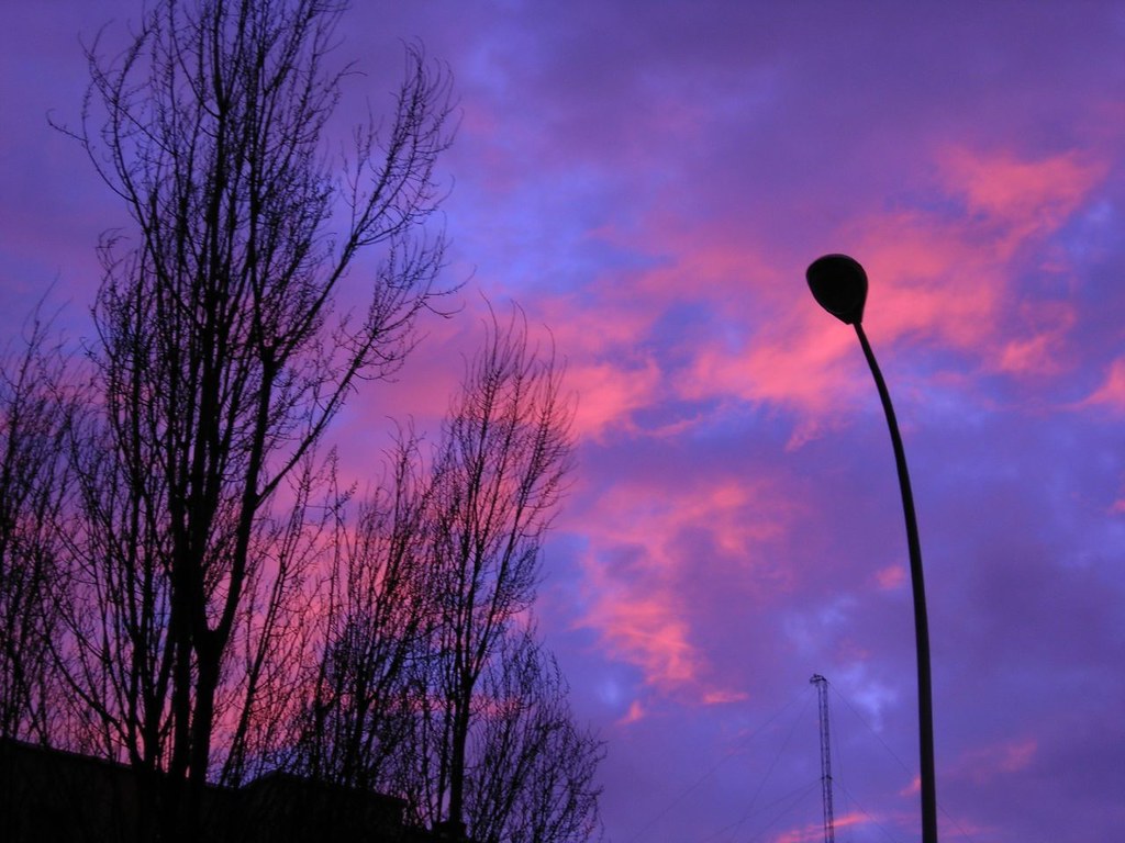 DSCN0891 | La puesta de sol sobre el Barrio de las Flores, A… | Flickr