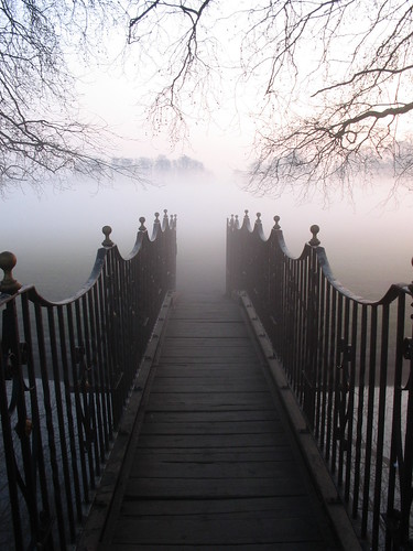 morning bridge mist fog canon interestingness amazing powershot spooky explore a85 blueribbonwinner abigfave diamondclassphotographer flickrdiamond blackribbonbeauty