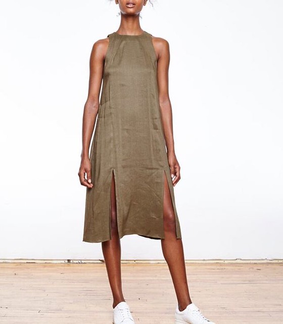 double slit dress | on Instagram ift.tt/2MD7Ltm | Joann Kim | Flickr