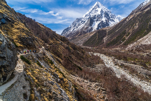 india taknaurrenge uttarakhand in landscape mountains trekking hiking path himalaya
