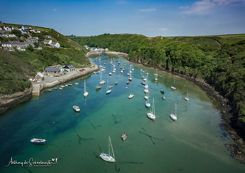 solva westwales tidalinlet boats water sea colours bluesky drone dronephotography djimavicpro pembrokeshire pembrokeshirecoast coast aerialview aerialphotography