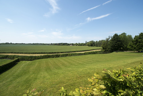 nikon d5500 suffolk green pleasant land england countryside field 1020mm grass sky tree landscape road