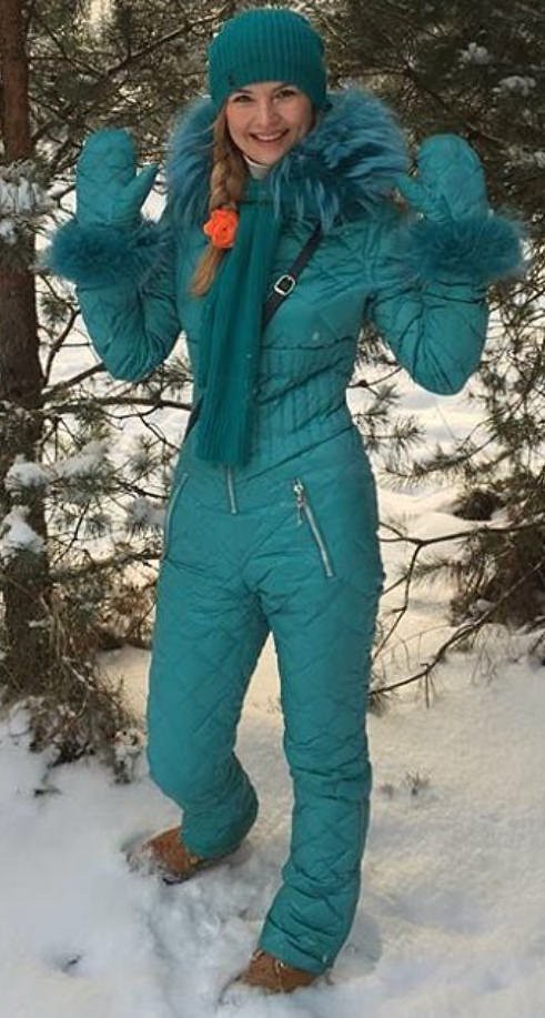 Women's Turquoise Quilted One-Piece NAUMI Ski Suit w. Faux… | Flickr