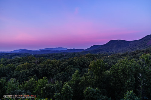 gsmnp greataspirationscabin hdr hiking nationalpark nature seatonspring sevierville sonya6500 sonyimages tennessee unitedstates history outdoors sunset camera:make=sony exif:lens=epz18105mmf4goss geo:country=unitedstates exif:make=sony geo:lon=83508078333333 geo:city=sevierville exif:focallength=18mm geo:state=tennessee geo:location=seatonspring geo:lat=35810696666667 exif:isospeed=100 exif:aperture=ƒ16 camera:model=ilce6500 exif:model=ilce6500
