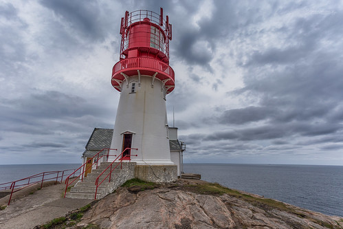 lindesnes lindesnesfyr lighthouse vestagder norway no theredrule red white seascape view poi pointofinterest touristattraction top20lh